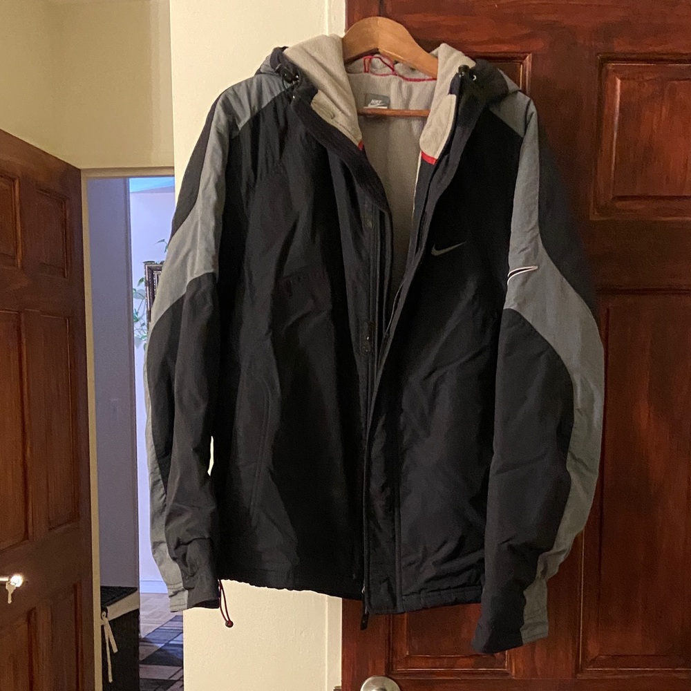 Nike Men's Black and Gray Performance Jacket